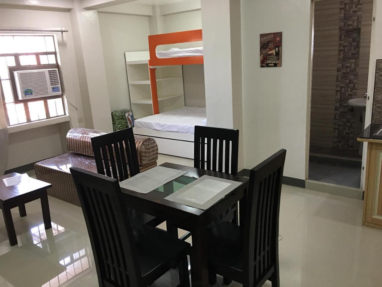 Beinte Singko De Marso Apartments Candon エクステリア 写真