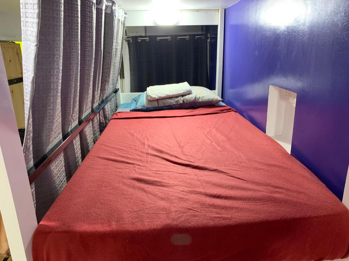 Beinte Singko De Marso Apartments Candon エクステリア 写真